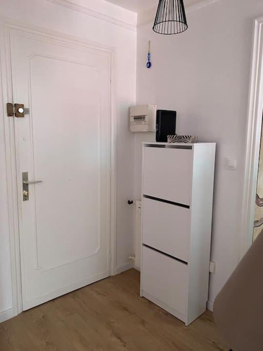 Apartment Da Laura Deux Pieces Proche De Cannes Le Cannet